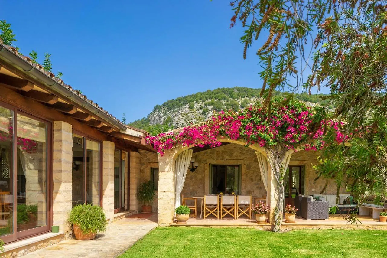 Villa Can Brullet By Sunvillas Mallorca Pollença