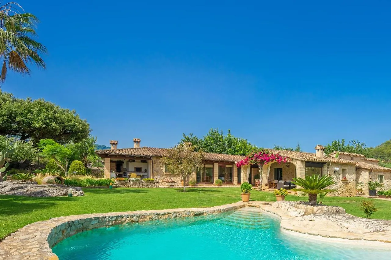 Villa Can Brullet By Sunvillas Mallorca Pollenca