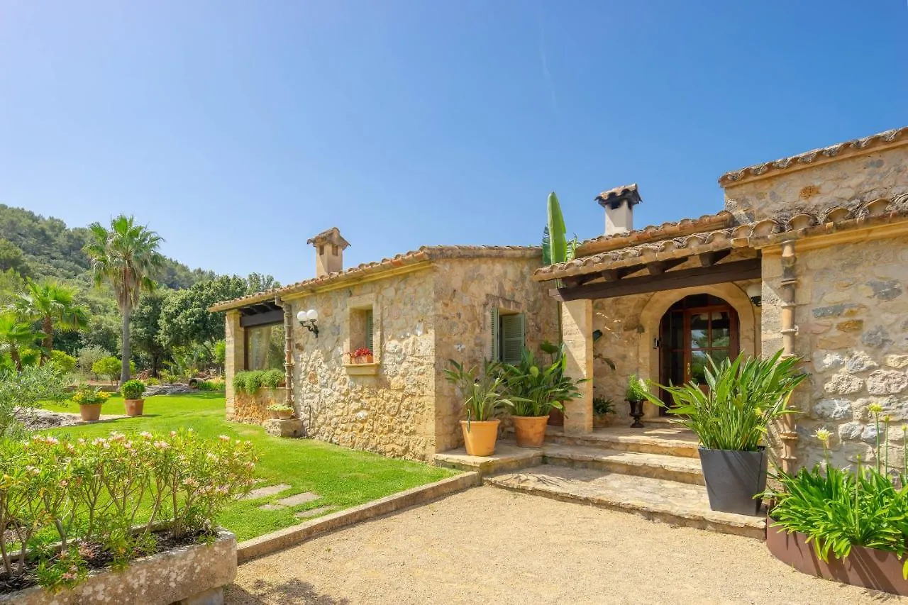 Villa Can Brullet By Sunvillas Mallorca Pollenca